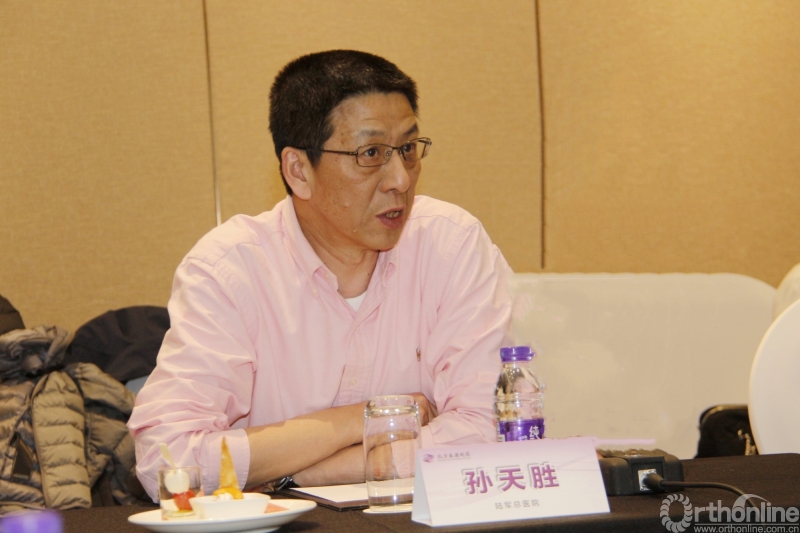 沙龙由中国人民解放军陆军总医院孙天胜教授和中日友好医院李中实教授