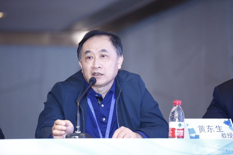 ",汕头市中心医院林本丹教授和中山大学附属第一医院郑召民教授主持