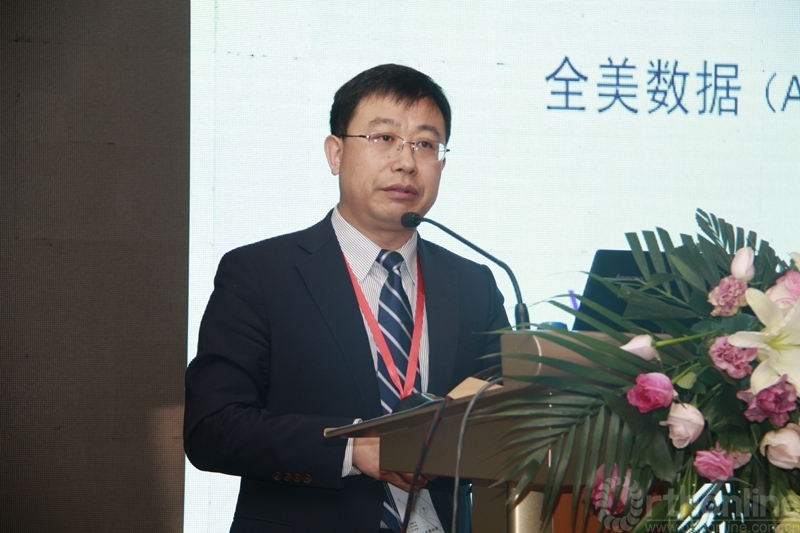 孟斌教授作报告苏州大学附属第一医院孟斌教授分享了《关于椎体强化术