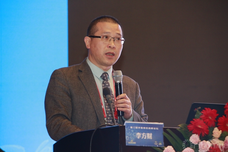 李方财教授作报告浙江大学医学院附属第二医院李方财教授通过回顾研究